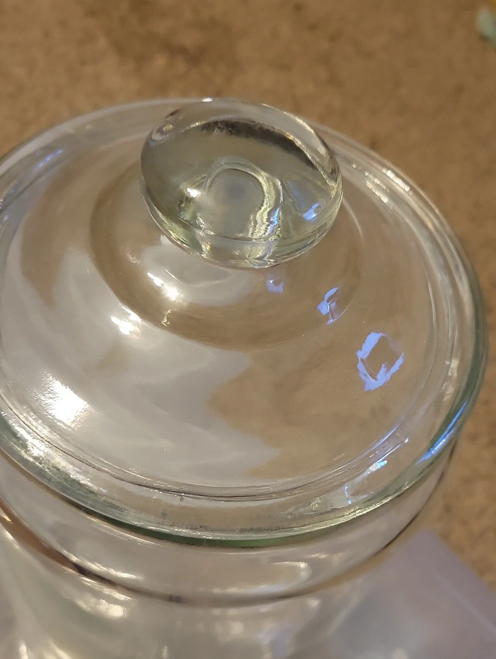 Glass Beverage Dispenser with Lid and Spigot - Clear 11 Inches Tall